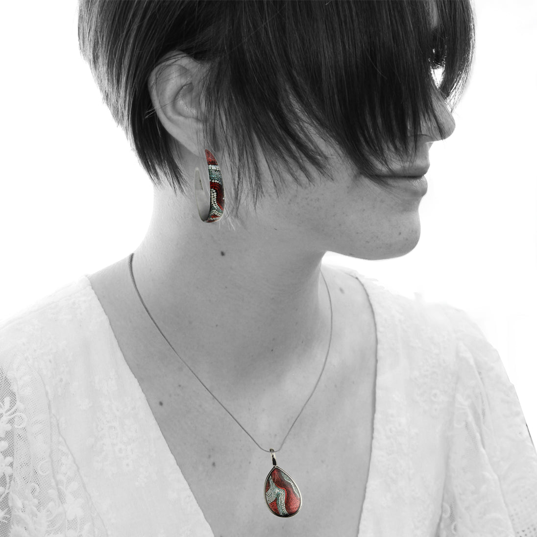 FABRIANNE RED AND SILVER DROP PENDANT ON A CHAIN NECKLACE - SD335 - in Circle Box