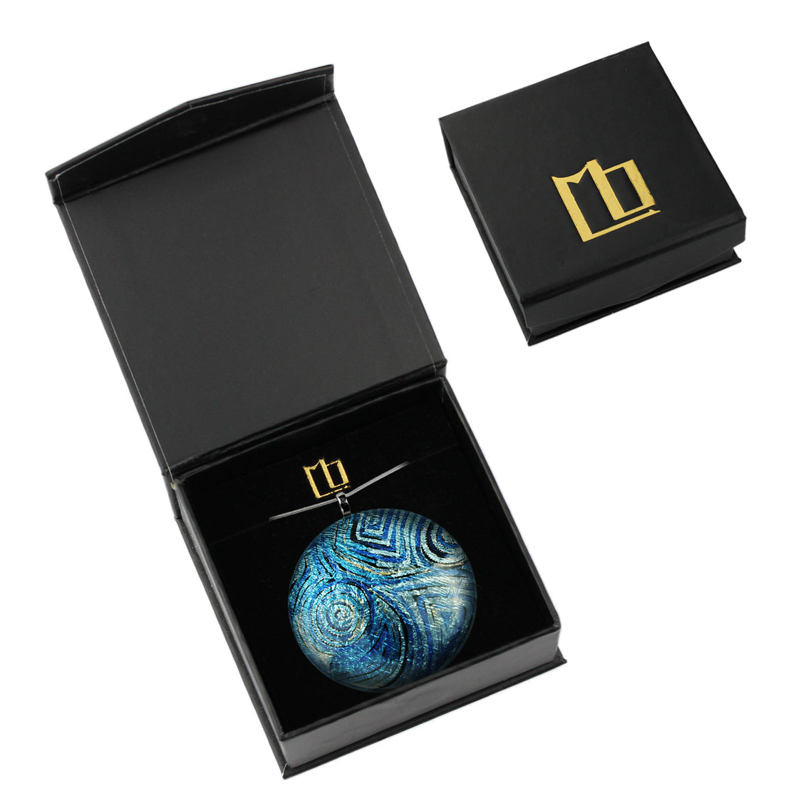 PAULINE GALLAGHER MINA BLUE LARGE CIRCLE PENDANT ON A CHAIN NECKLACE - SD055