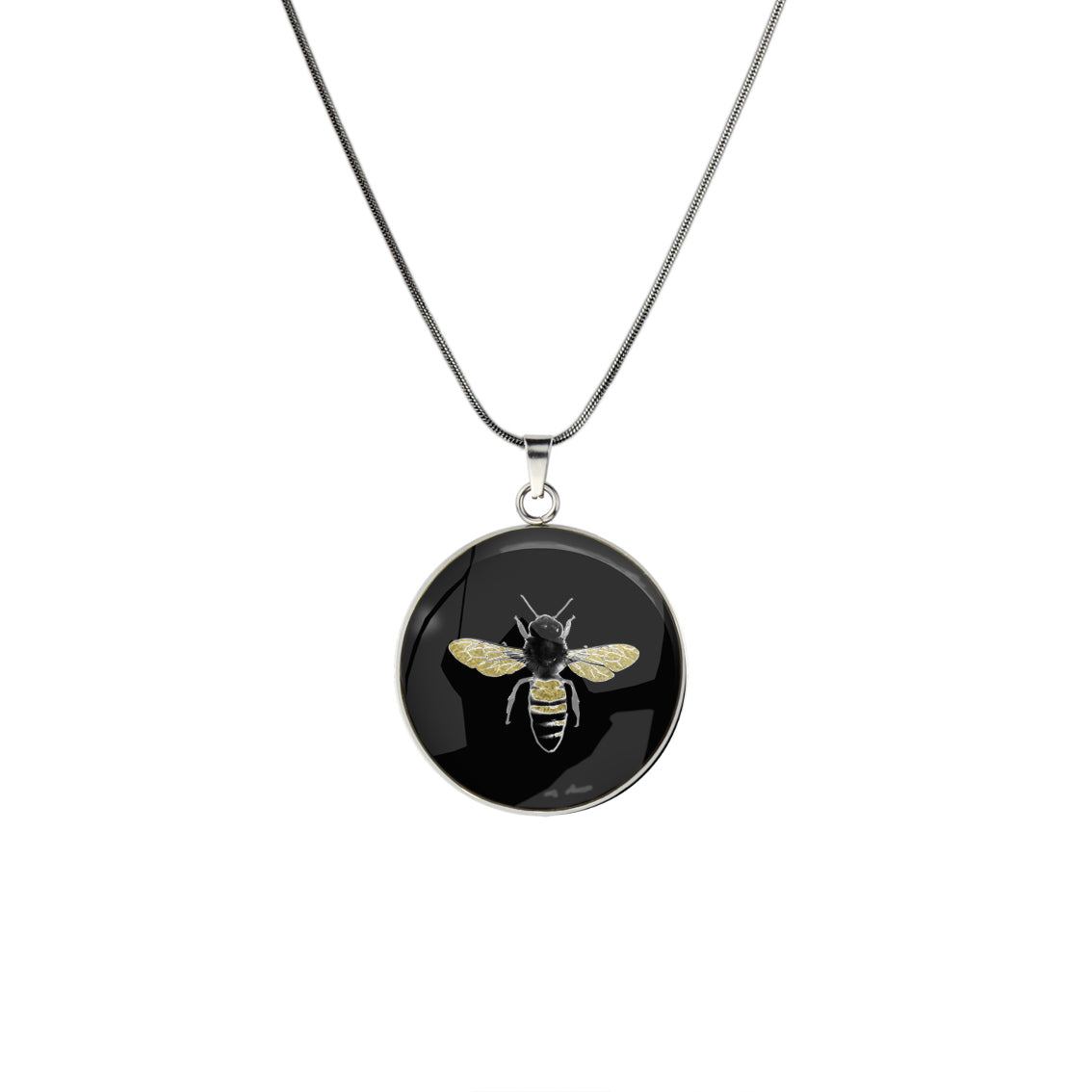 BEE CIRCLE PENDANT ON A CHAIN NECKLACE - MFY281 - in Circle Box