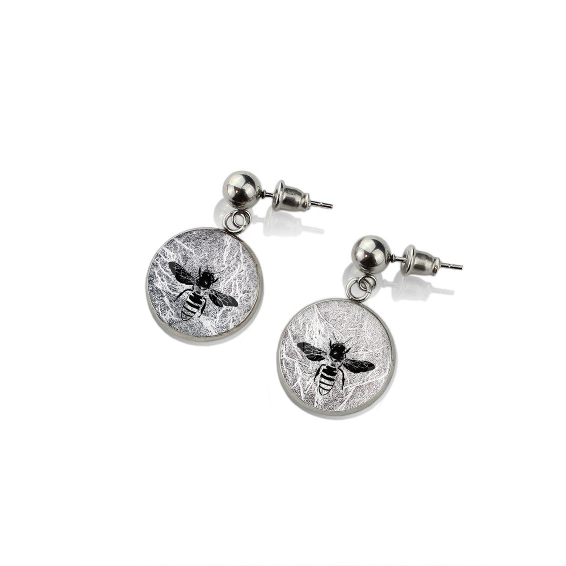 BEE DANGLE DROP CIRCLE EARRINGS - MFY279S - on Satchel