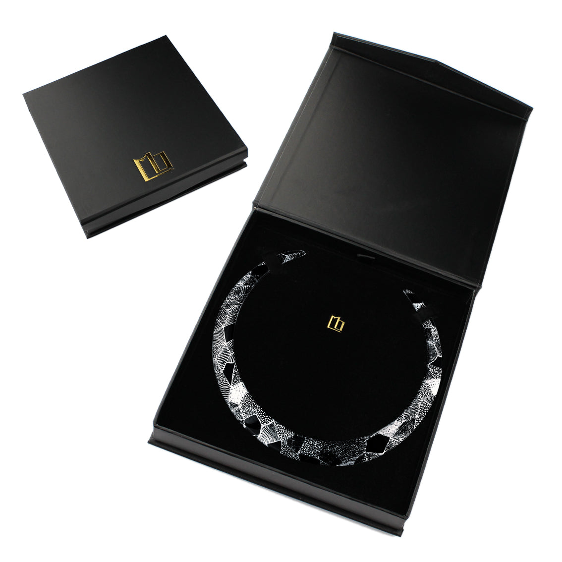 CORINNE SILVER AND BLACK ADJUSTABLE FITTED NECKLACE - SD257