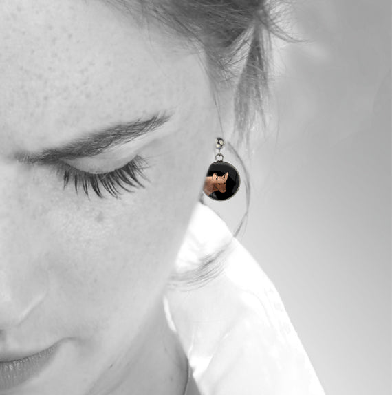 DINGO CLOSE-UP DANGLE DROP CIRCLE EARRINGS - MFY207 - in Circle Box