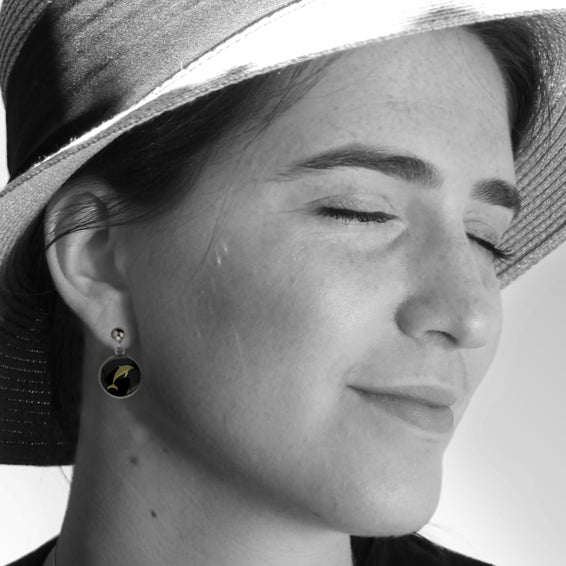 DOLPHIN DANGLE DROP CIRCLE EARRINGS - MFY157 - in Circle Box