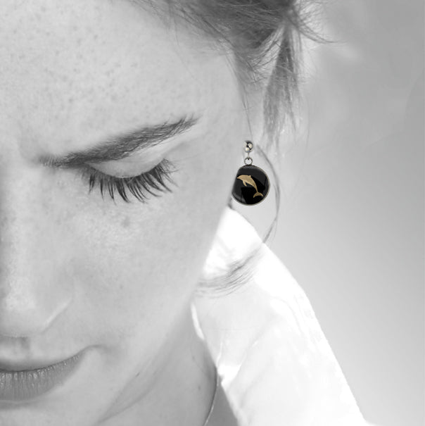 DOLPHIN DANGLE DROP CIRCLE EARRINGS - MFY157S - on Satchel