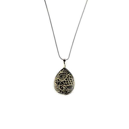 ELSIE GOLD AND BLACK DROP PENDANT ON A CHAIN NECKLACE - SD224 - in Circle Box