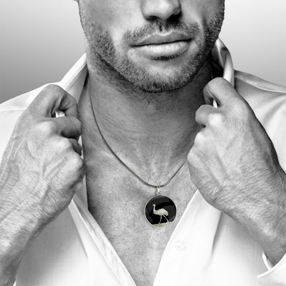 EMU CIRCLE PENDANT ON A CHAIN NECKLACE - MFY220 - in Circle Box