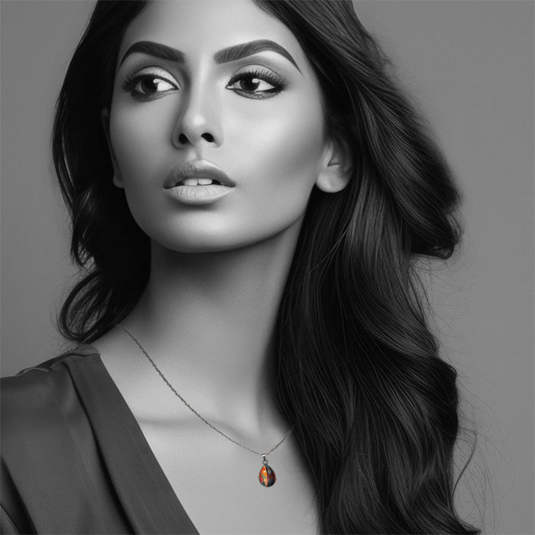 ENTRECHAT BRIGHT COLORS XS DROP PENDANT ON A CHAIN NECKLACE - D795 - in Circle Box