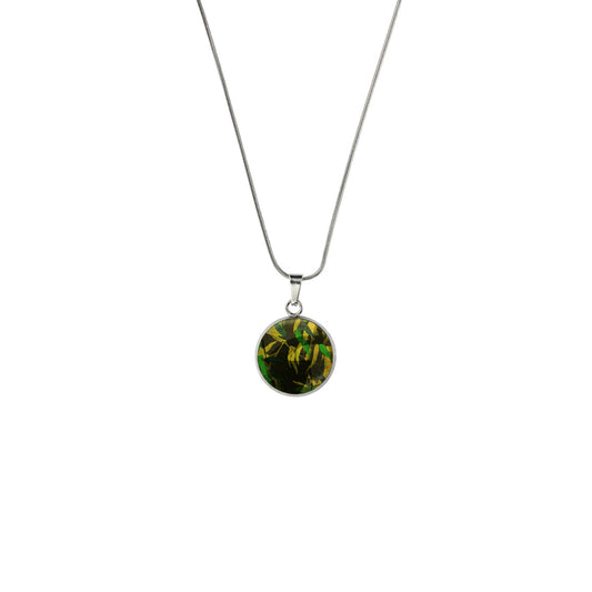 EUCALYPTUS IN SPRING GREEN XS CIRCLE PENDANT ON A CHAIN NECKLACE - M213S - on Satchel