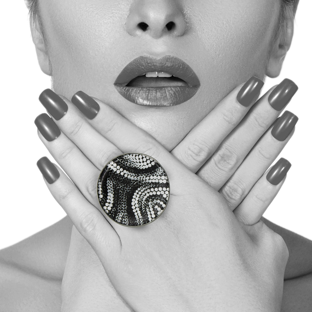 FABRIANNE SILVER AND BLACK STATEMENT ADJUSTABLE RING - SD359