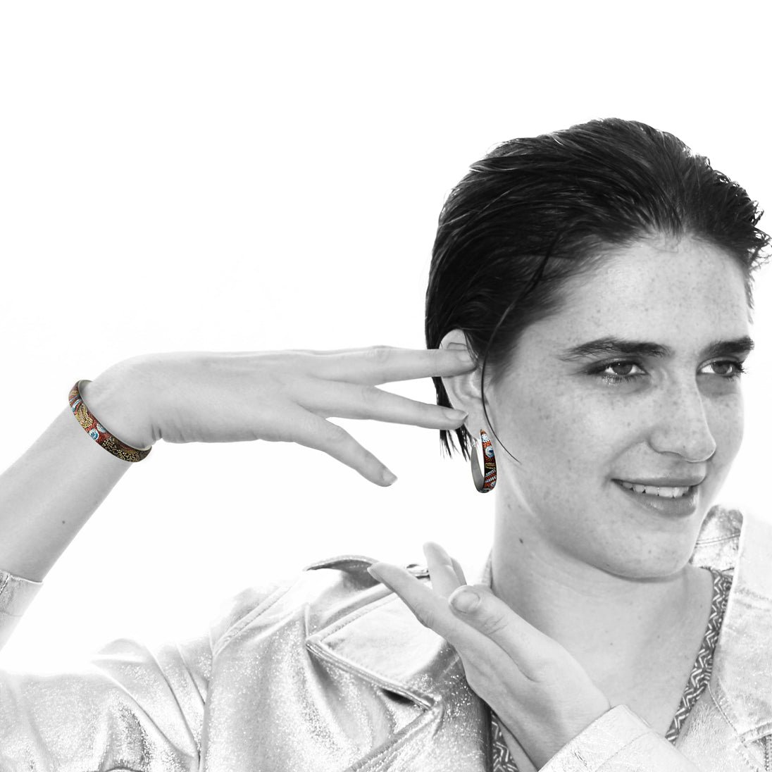 FABRIANNE MULTICOLOR ADJUSTABLE MINI  BRACELET - SD372