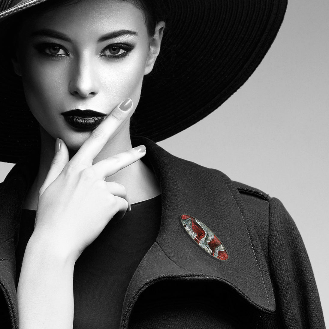 FABRIANNE RED AND SILVER STATEMENT BROOCH - SD344