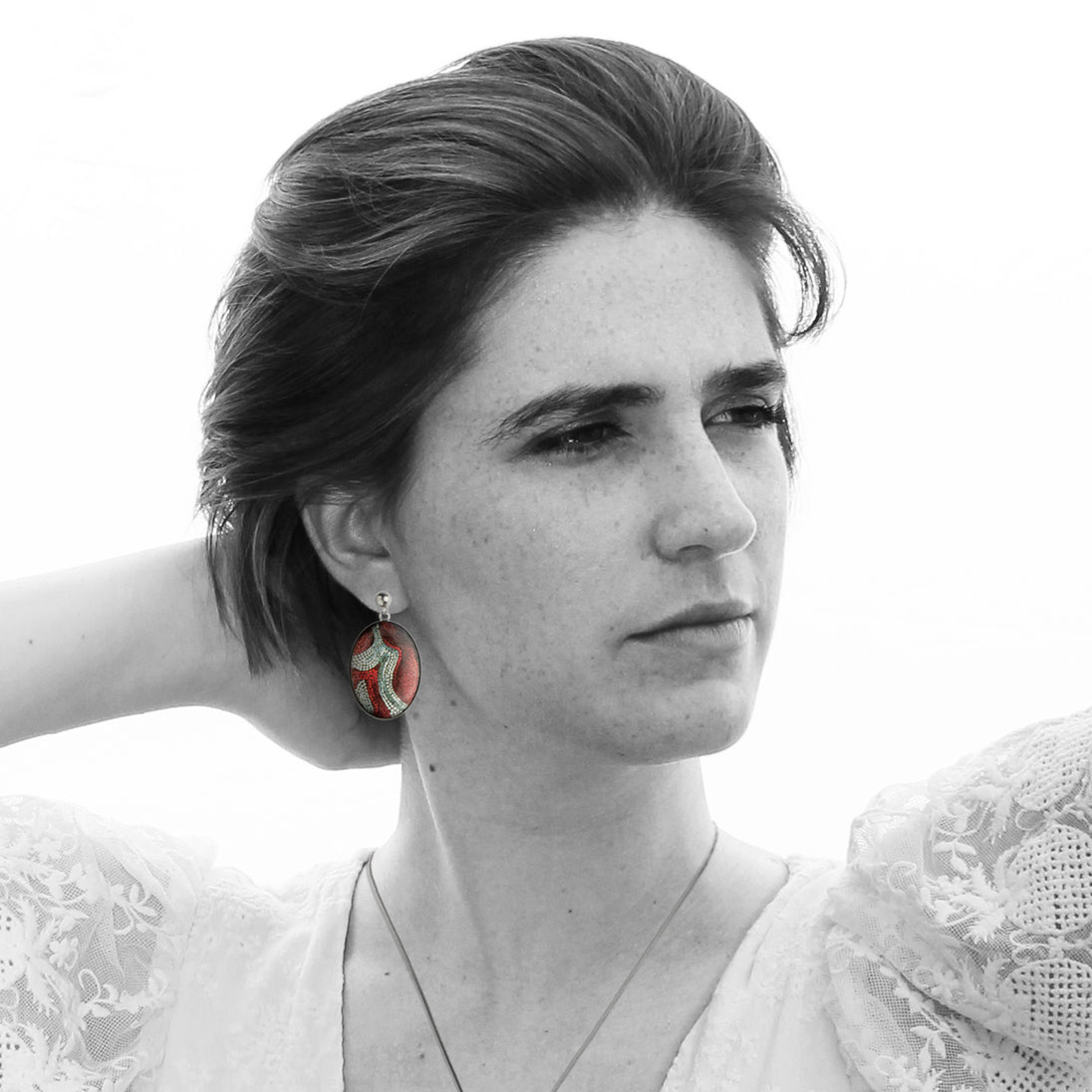 DANDLE DROP FABRIANNE OVAL RED AND SILVER EARRINGS - SD328 - in Circle Box