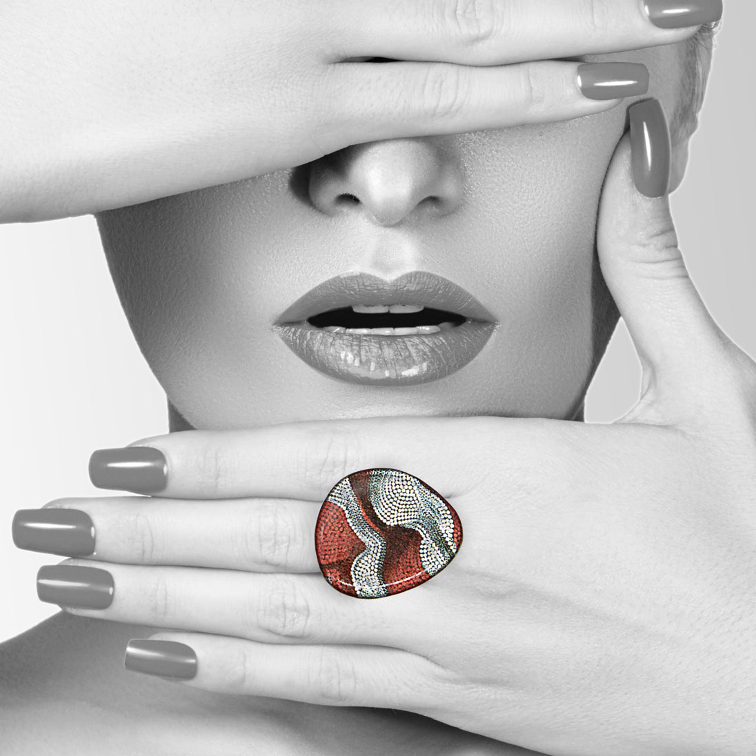 FABRIANNE RED AND SILVER STATEMENT ADJUSTABLE RING - SD343