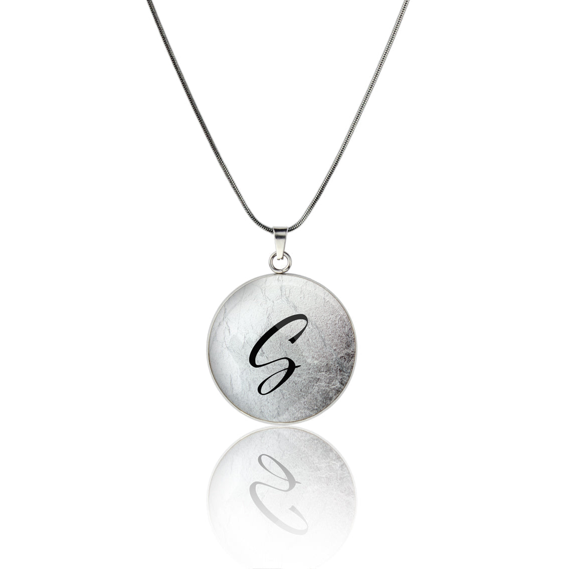 INITIAL CIRCLE PENDANT ON A CHAIN NECKLACE - MFY96S - on Satchel
