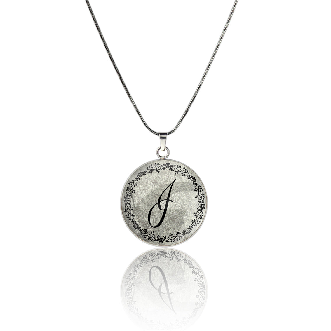 INITIAL CIRCLE PENDANT ON A CHAIN NECKLACE - MFY96 - in Circle Box