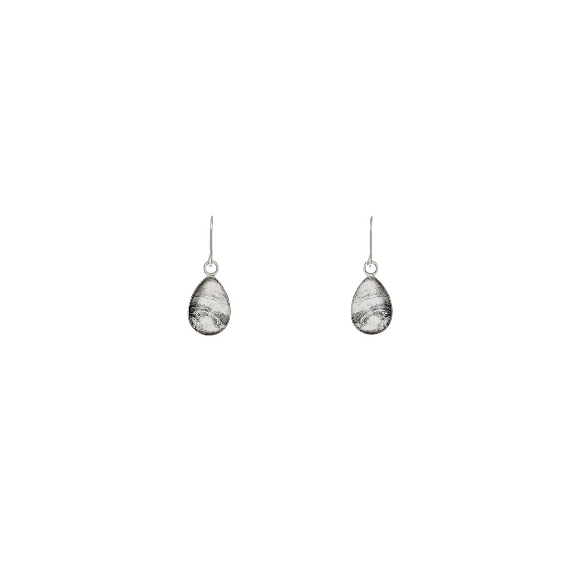 INSPIRED BY NATURE SYDNEY SANDSTONE XS DROP METAL EARRINGS - D789 - in Circle Box