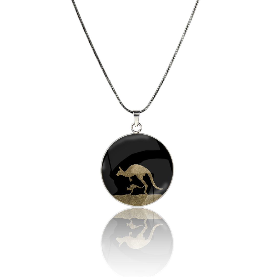 KANGAROO CIRCLE PENDANT ON A CHAIN NECKLACE - MFY140S - on Satchel