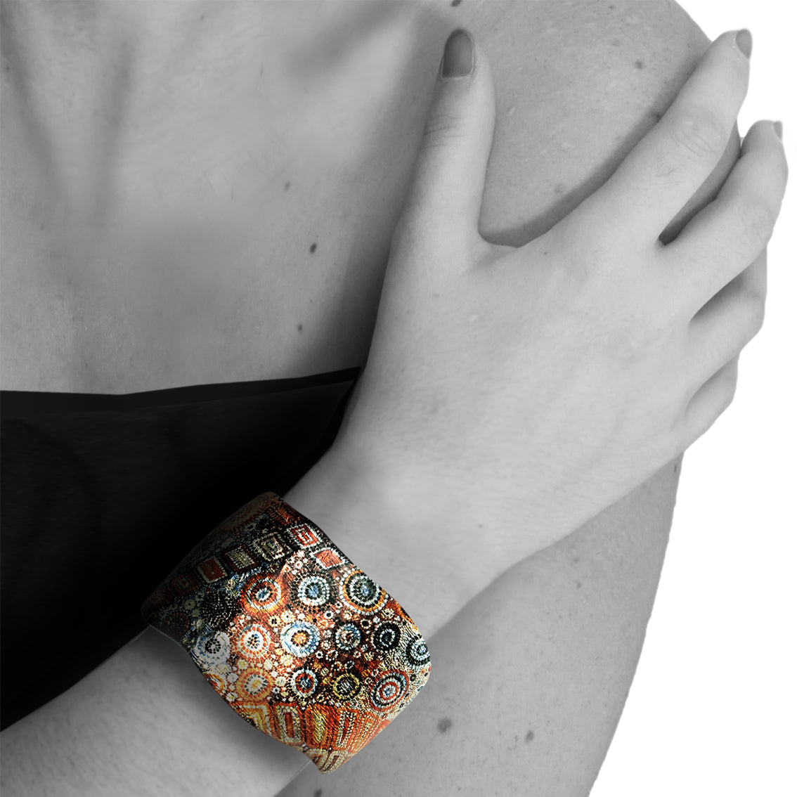 CROCODILE STORY ADJUSTABLE STATEMENT BRACELET - SD307