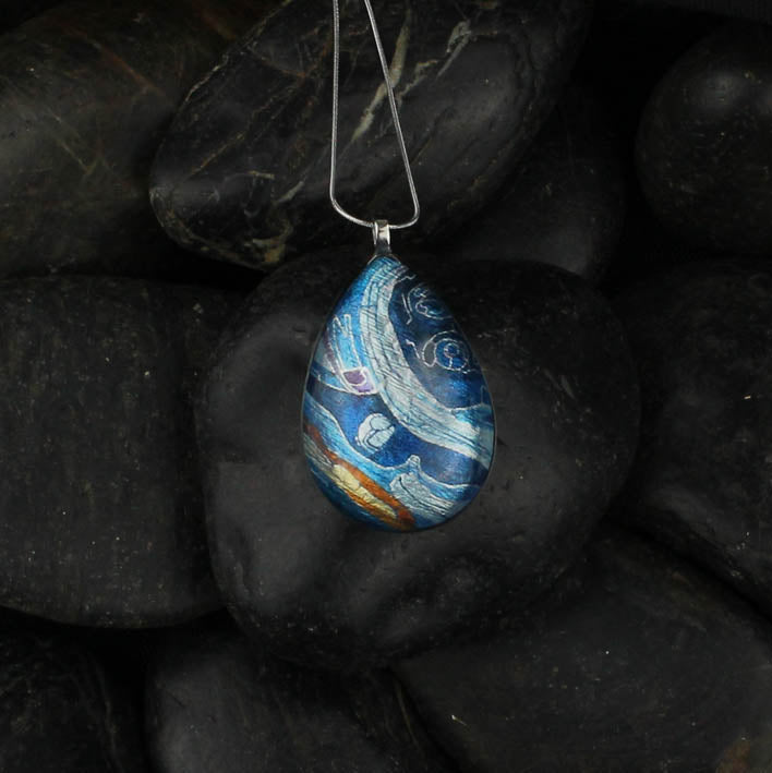 KERRY INDIAN ISLAND BLUE LARGE DROP PENDANT ON A CHAIN NECKLACE - D718