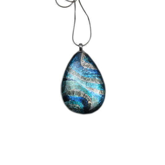 KERRY PERON ISLANDS BLUE LARGE DROP PENDANT ON A CHAIN NECKLACE - D539