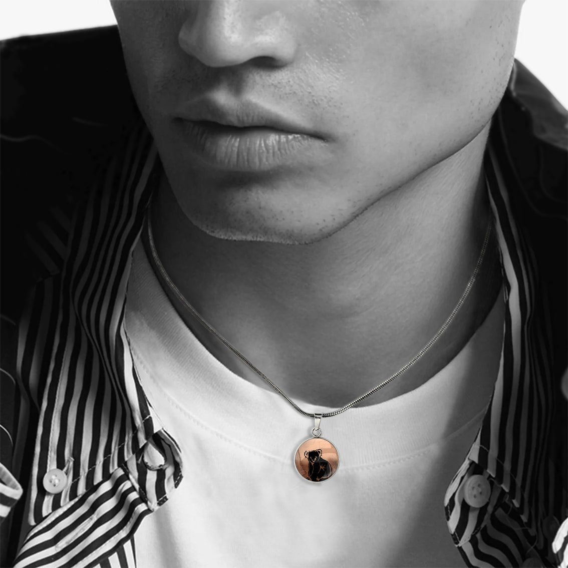 KOALA XS CIRCLE PENDANT ON A CHAIN NECKLACE - MFY239S - on Satchel