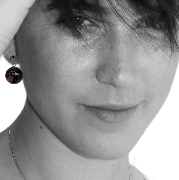 KOOKABURRA CLOSE-UP DANGLE DROP CIRCLE EARRINGS - MFY147 - in Circle Box