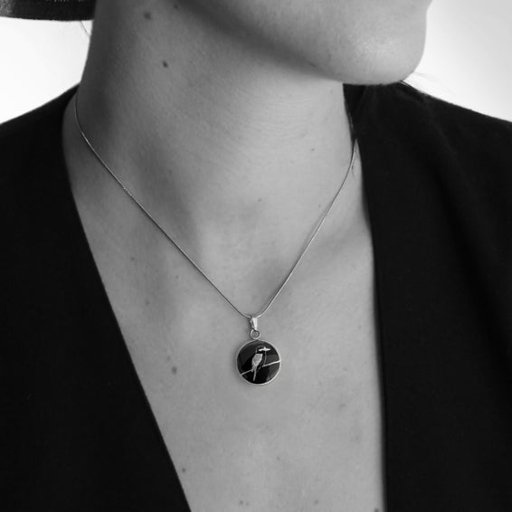 KOOKABURRA XS CIRCLE PENDANT ON A CHAIN NECKLACE - MFY149 - in Circle Box