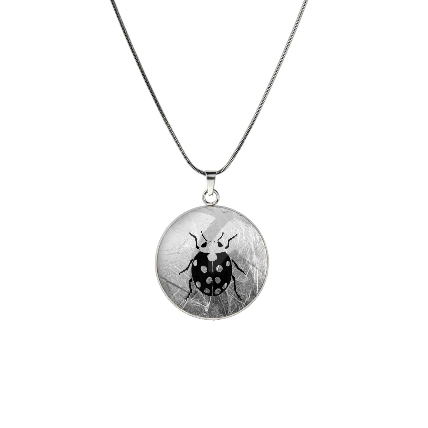LADYBIRD CIRCLE PENDANT ON A CHAIN NECKLACE - MFY265 - in Circle Box