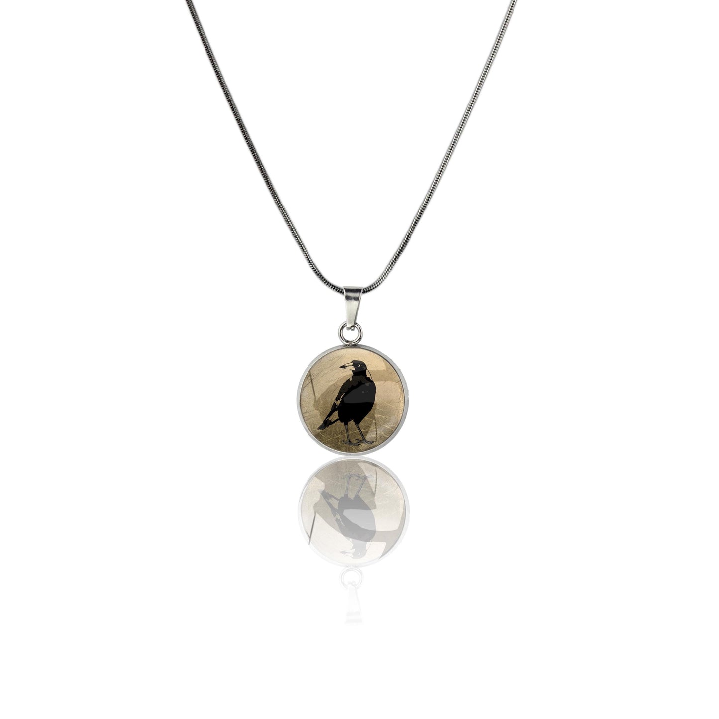 MAGPIE XS CIRCLE PENDANT ON A CHAIN NECKLACE - on Satchel
