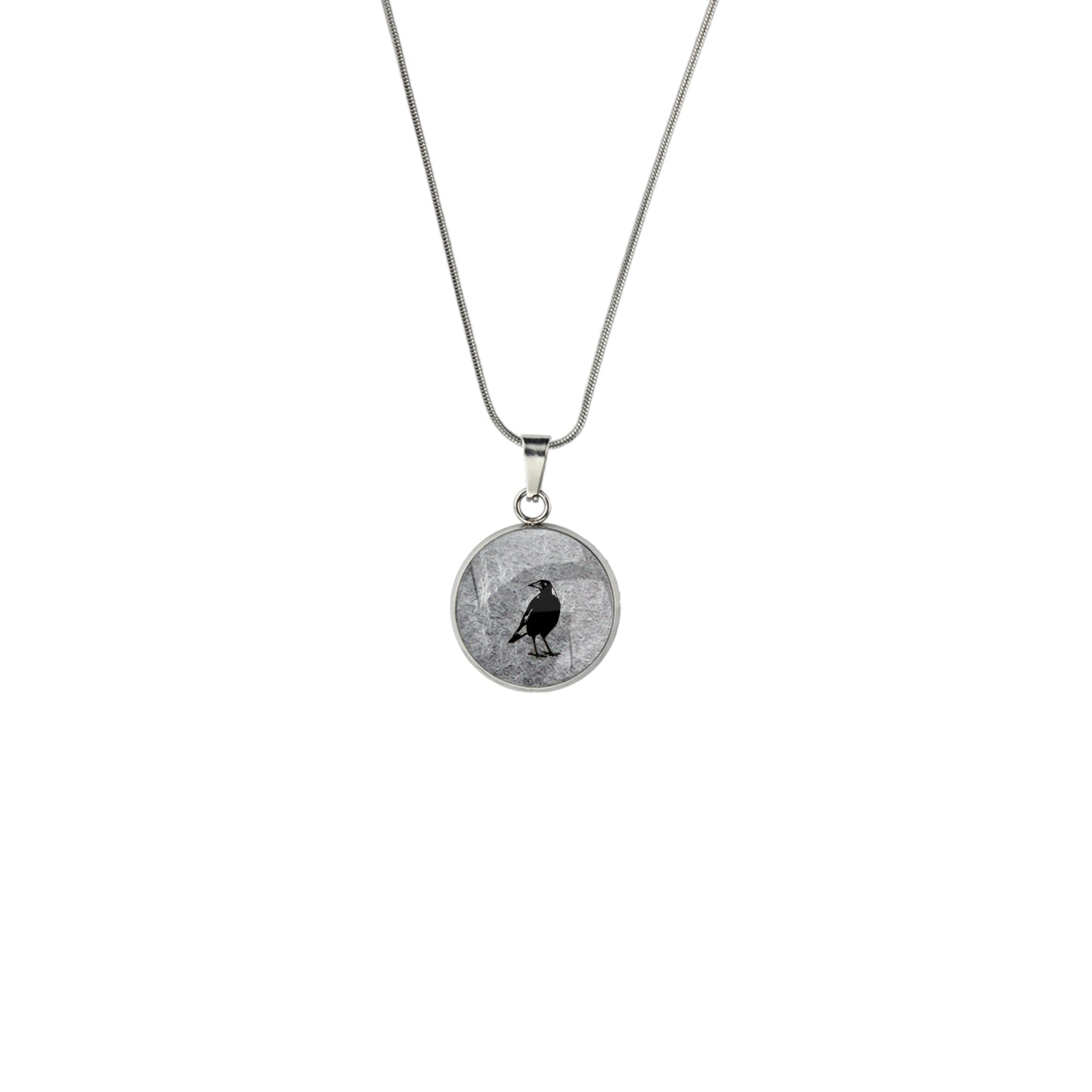 MAGPIE XS CIRCLE PENDANT ON A CHAIN NECKLACE - in Circle Box