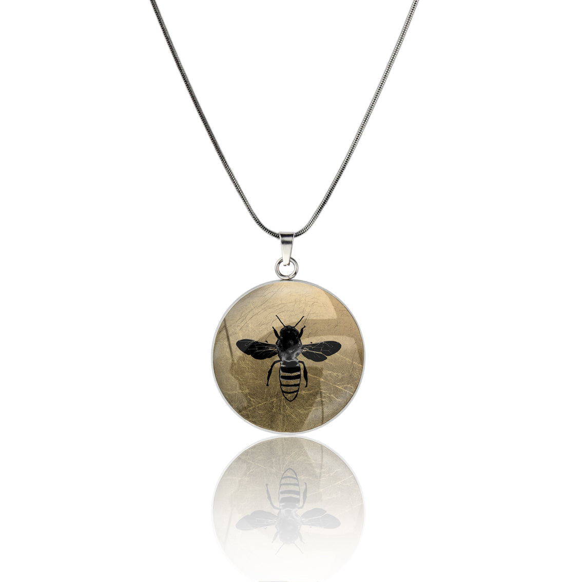 BEE CIRCLE PENDANT ON A CHAIN NECKLACE - MFY281 - in Circle Box