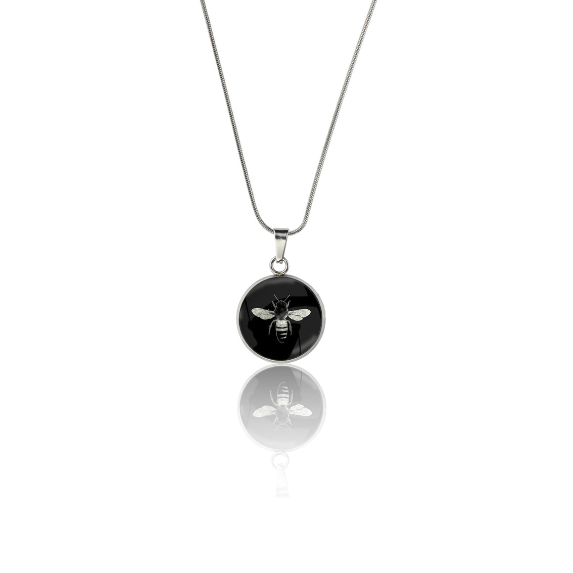 BEE XS CIRCLE PENDANT ON A CHAIN NECKLACE - MFY280 - in Circle Box