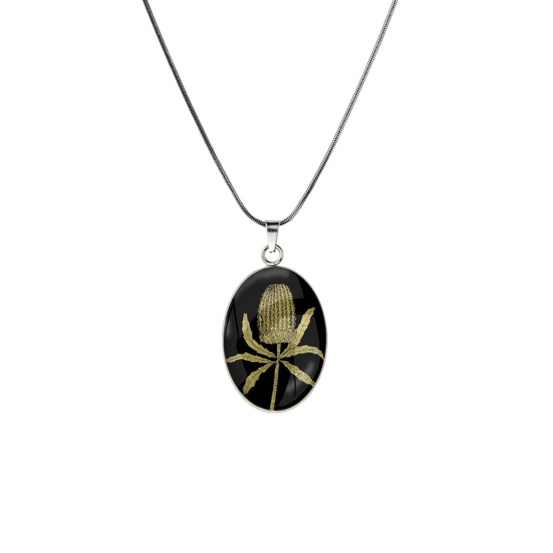 AUSTRALIAN NATIVE FLORA - BANKSIA OVAL CIRCLE PENDANT ON A CHAIN NECKLACE - D838 - in Circle Box