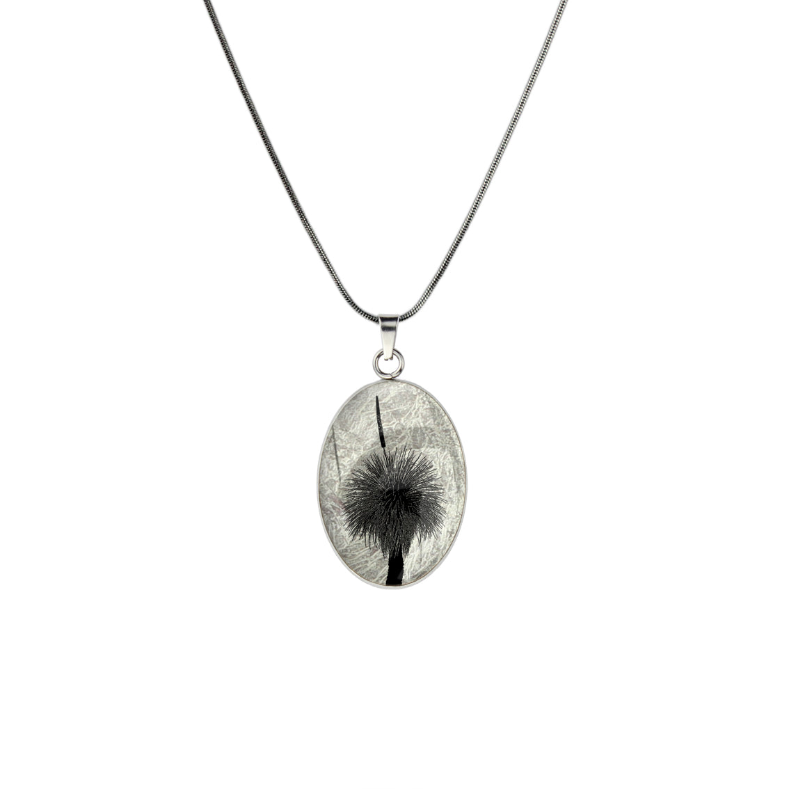 AUSTRALIAN NATIVE FLORA - GRASS TREE OVAL CIRCLE PENDANT ON A CHAIN NECKLACE - D854 - in Circle Box