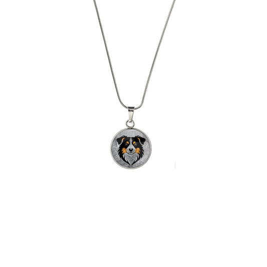 AUSTRALIAN SHEPHERD XS CIRCLE PENDANT ON A CHAIN NECKLACE - in Circle Box