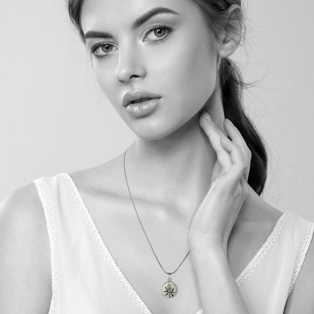 AUSTRALIAN NATIVE FLORA - BANKSIA XS CIRCLE PENDANT ON A CHAIN NECKLACE - D837S - on Satchel