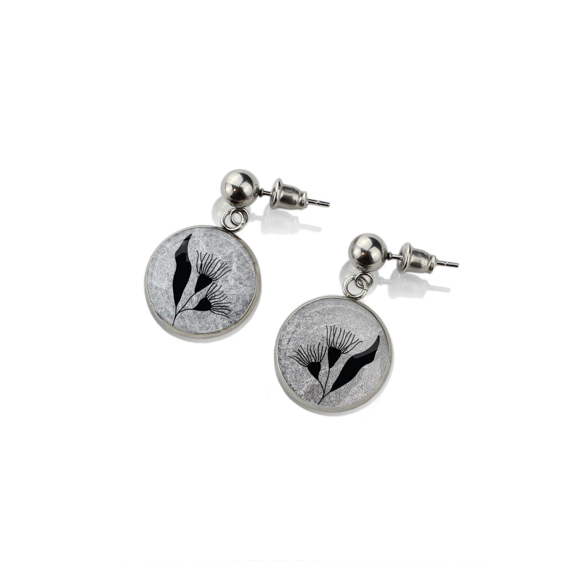 AUSTRALIAN NATIVE FLORA - EUCALYPTUS GUMTREE FLOWER CIRCLE EARRINGS - D868 - in Circle Box