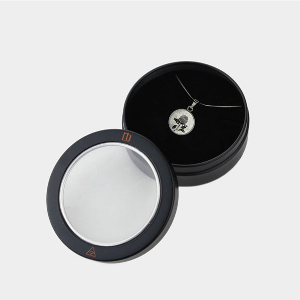 AUSTRALIAN NATIVE FLORA - WARATAH TELOPEA XS CIRCLE PENDANT ON A CHAIN NECKLACE  - D933 - in Circle Box