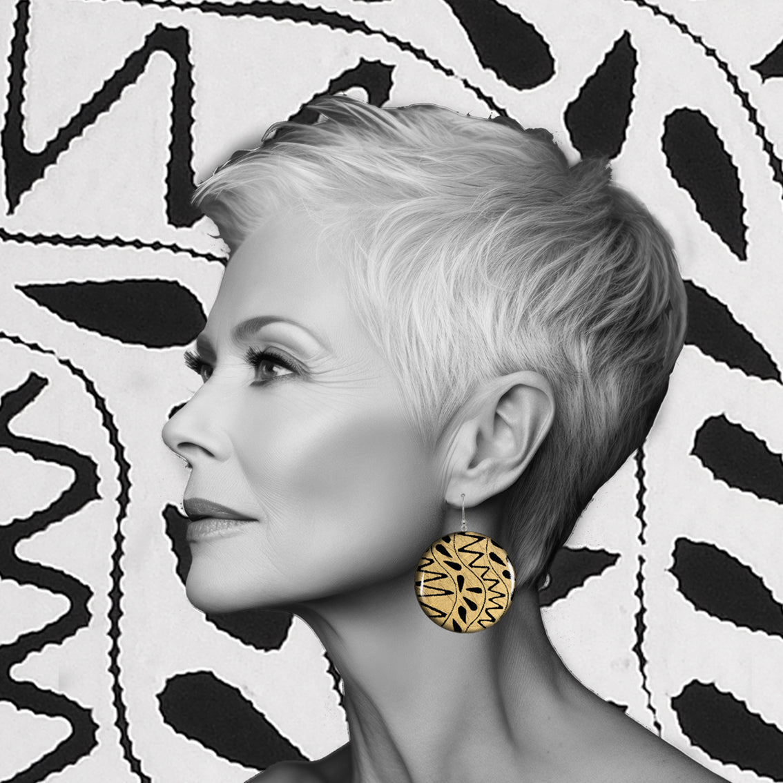 URSULA DISC MEDIUM STATEMENT EARRINGS - ST023