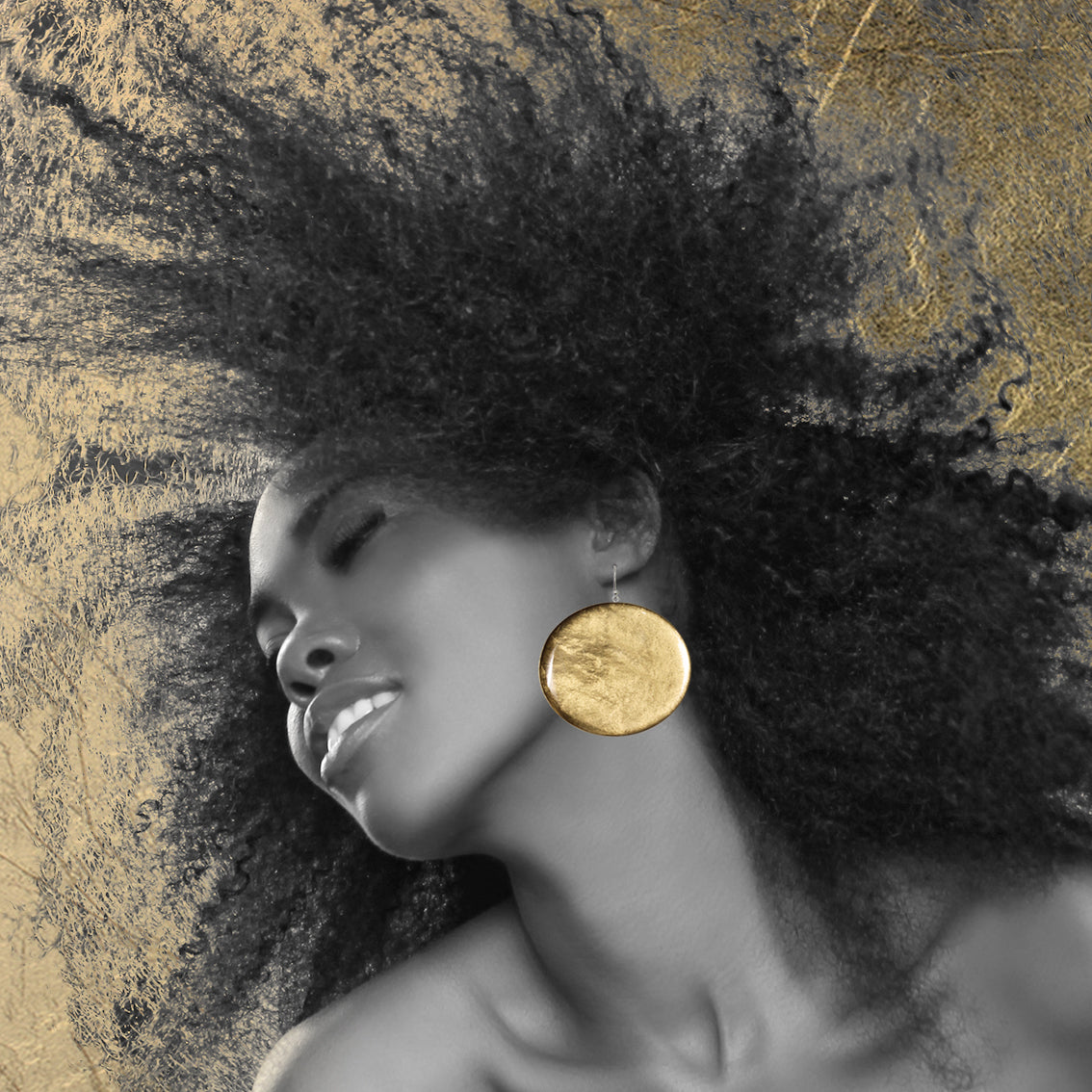 ASTRE DISC LARGE STATEMENT EARRINGS - ST030