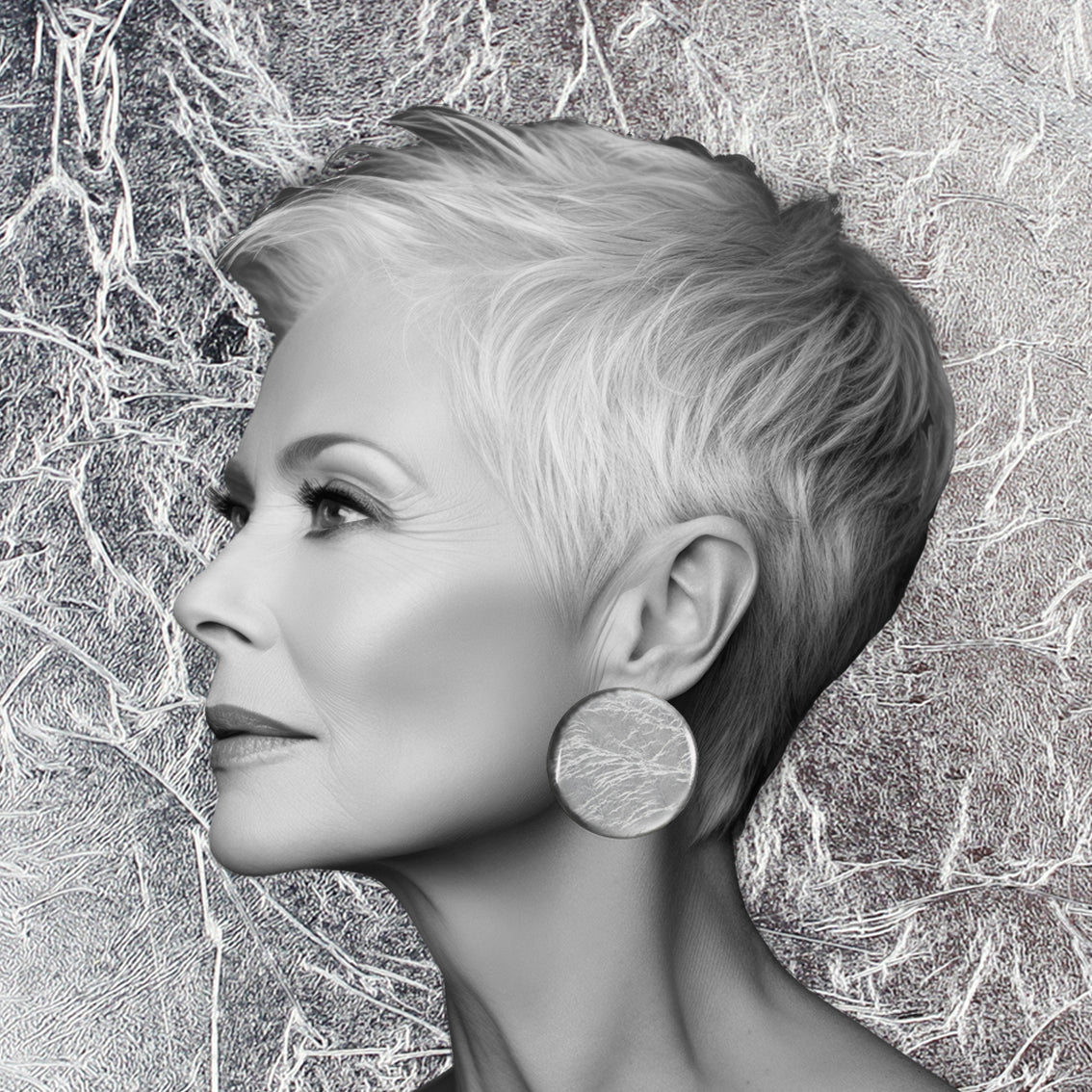 ASTRE DISC MEDIUM STATEMENT EARRINGS - ST017