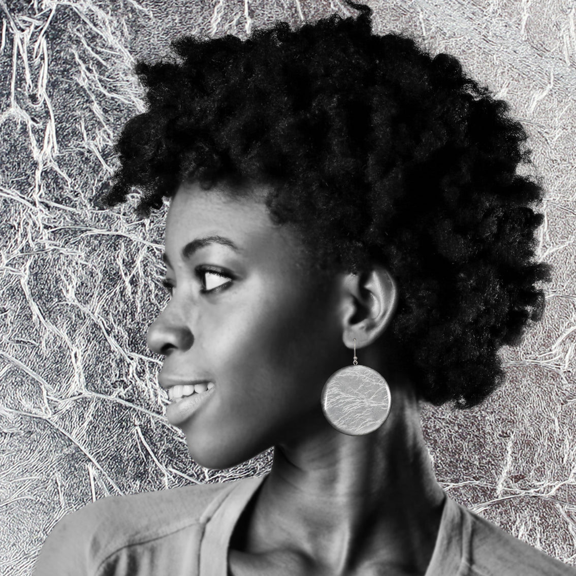 ASTRE DISC MEDIUM STATEMENT EARRINGS - ST025