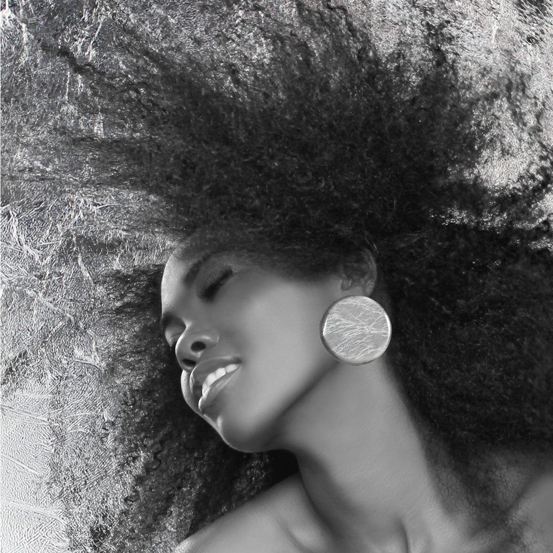 ASTRE DISC LARGE STATEMENT EARRINGS - ST020