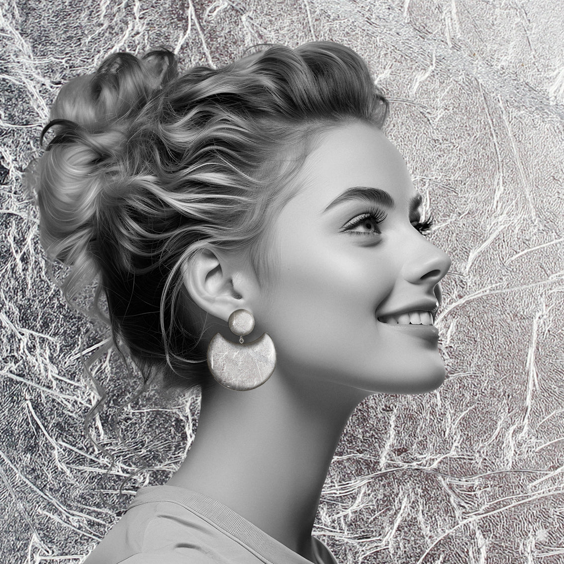 MOON ECLIPSE MEDIUM STATEMENT EARRINGS - ST008