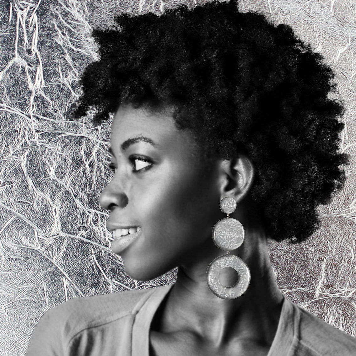 ASTRE TRIPLE OPEN  DISC STATEMENT EARRINGS - ST053