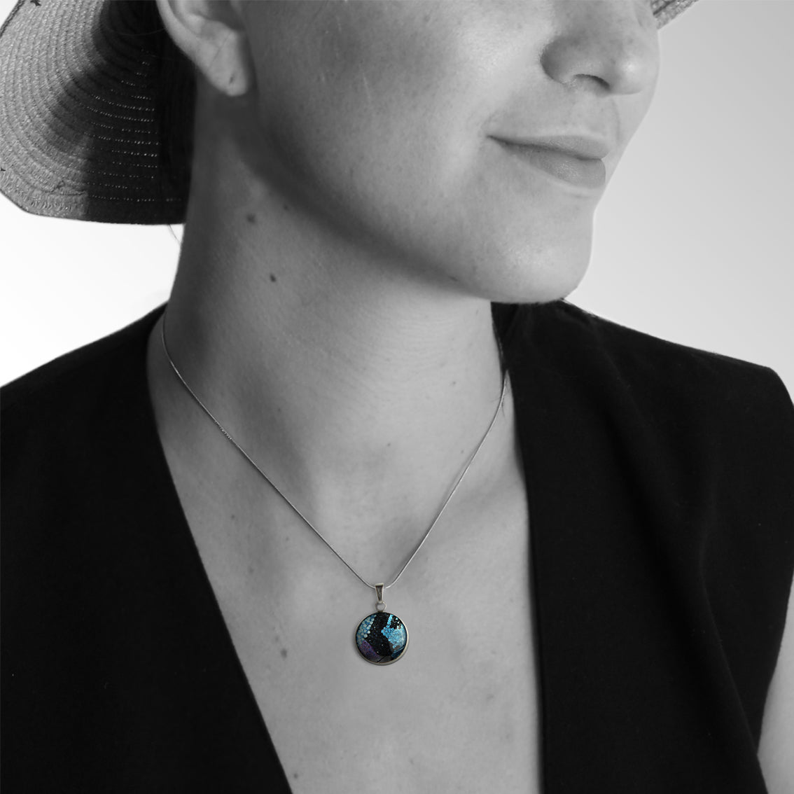 PAULINE EMU DREAMING BLUE XS CIRCLE PENDANT ON A CHAIN NECKLACE - SD275S - on Satchel