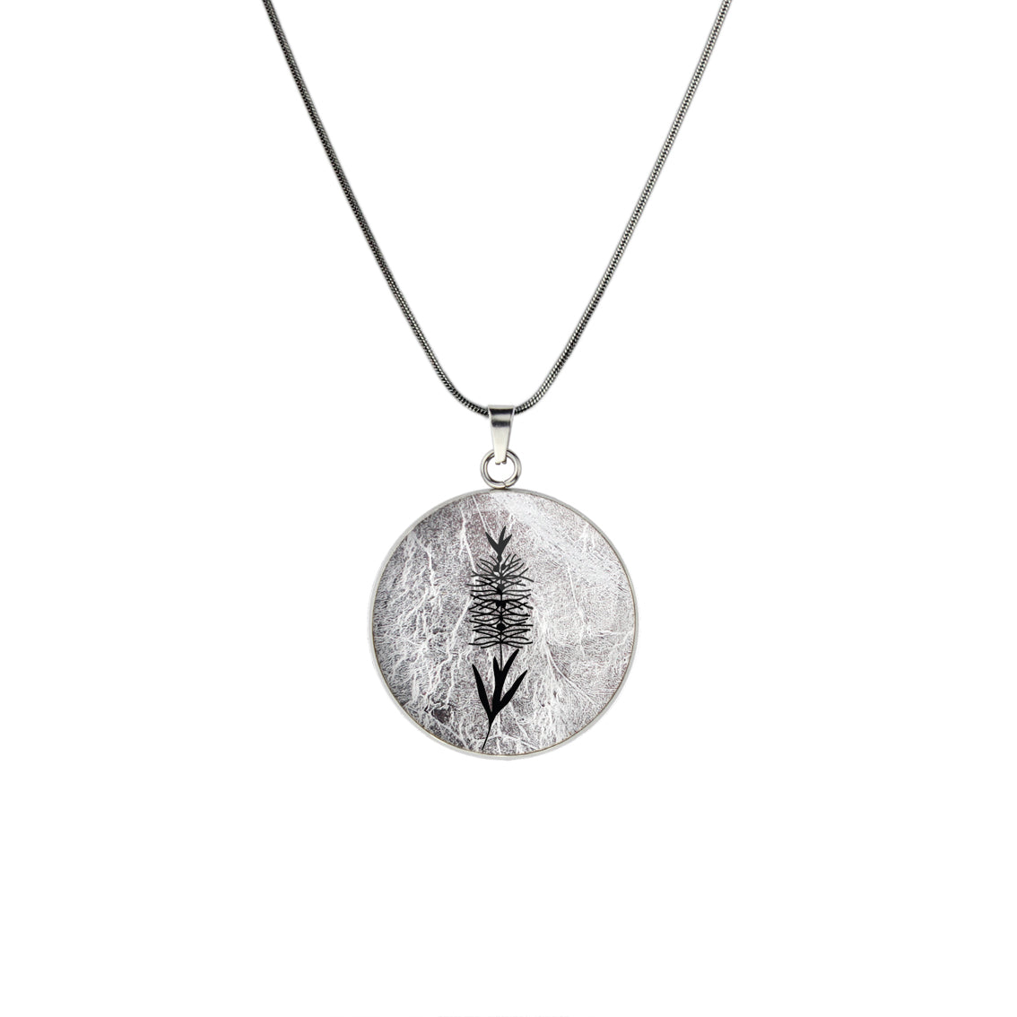 AUSTRALIAN NATIVE FLORA - BOTTLEBRUSH CIRCLE PENDANT ON A CHAIN NECKLACE - D859 - in Circle Box