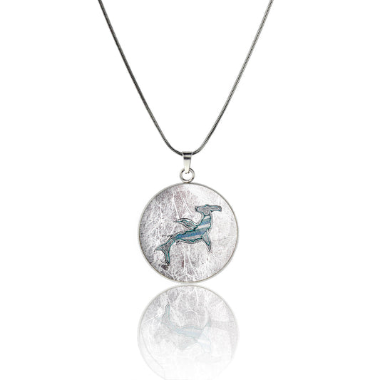 TROY LITTLE HAMMERHEAD SHARK CIRCLE PENDANT ON A CHAIN NECKLACE - SD450S - on Satchel