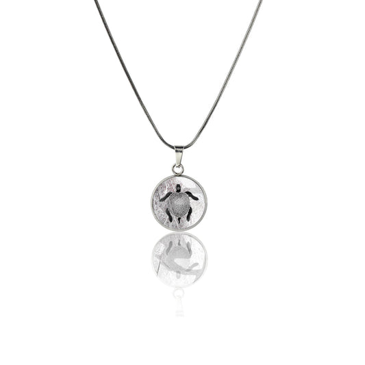 TROY LITTLE TURTLE XS CIRCLE PENDANT ON A CHAIN NECKLACE - SD464S - on Satchel