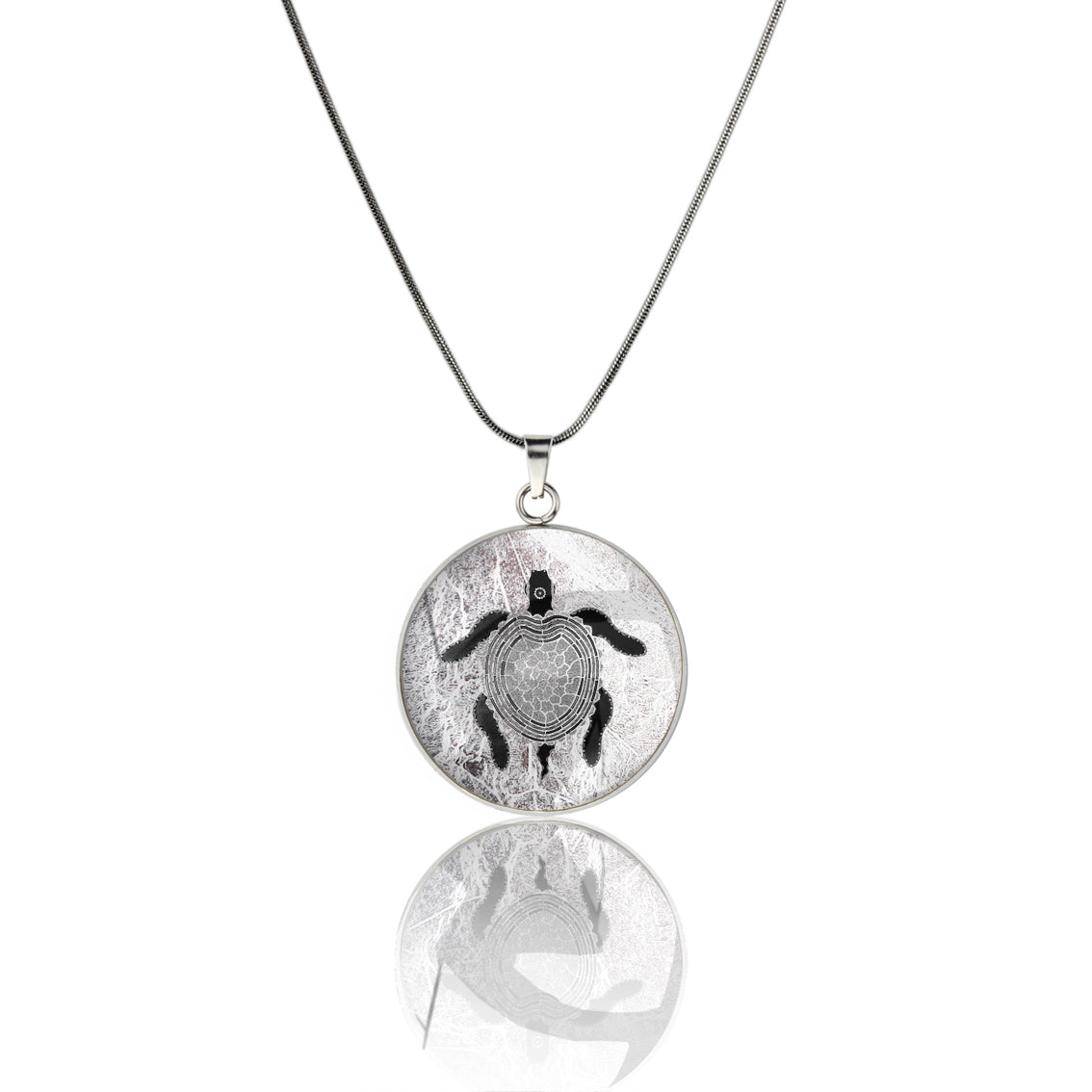 TROY LITTLE TURTLE CIRCLE PENDANT ON A CHAIN NECKLACE - SD465 - in Circle Box